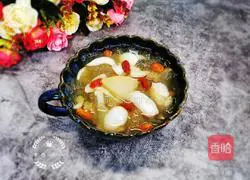 Illustration of Tremella, Snow Pear, Lily and Wolfberry Soup 14