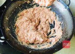 Illustration of how to make big meaty zucchini buns 3