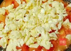 Illustration of how to make tomato and egg noodles 9