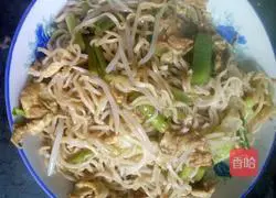 Illustration of how to make fried noodles 12
