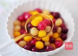 Illustration of how to make homemade fruit pearls 16