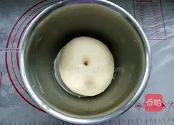 Illustration of how to make soda crackers 6