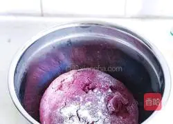 Illustration of how to make mulberry pomace rose steamed buns 1