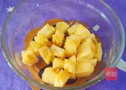 Pineapple Apple Forget-Me-Not Flower Tea Recipe Illustration 4