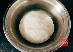 Illustration of how to make pork rose steamed buns 9