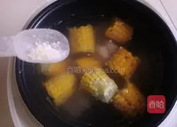 White radish, corn and ribs soup recipe 11