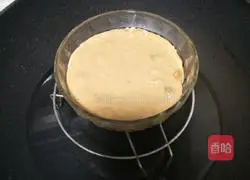 Illustration of how to make red date and brown sugar hair cake 14