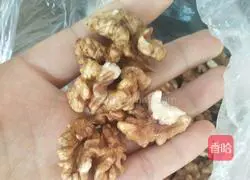 Illustration of how to make pumpkin, millet and walnut soup 2