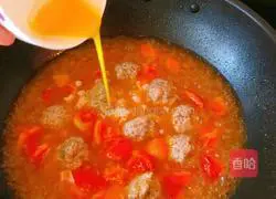 Illustration of how to make tomato and meatball soup 11