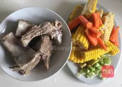 Carrot, Corn and Spare Ribs Soup Recipe Illustration 3