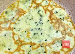 Teaching method of making sesame and seaweed handmade egg rolls Illustration 12