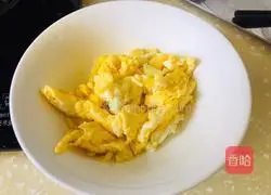 Illustration of how to make hand-made egg and tomato noodles 5