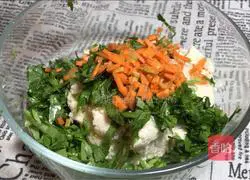 Illustration of how to make egg and bean dregs cake 2