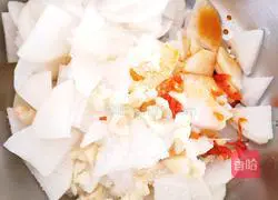 Illustration of making soy radish 6