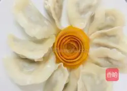 Illustration of how to make mushroom and pork dumplings 9