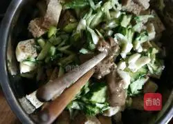 Illustration of how to make cold gluten 3