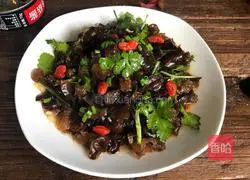 Illustration of how to make mushroom sauce mixed with fungus 9