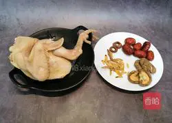 Illustration of how to make Ophiopogon japonicus and shiitake mushroom stewed with chicken soup 1