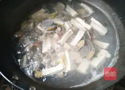 Illustration of how to make clam tofu soup 6