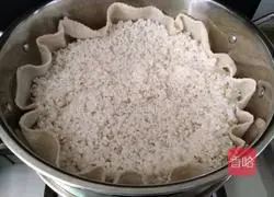 Illustration of how to make siomai 1