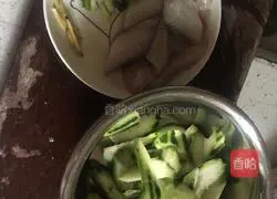 Nine tripe fish and loofah soup Practice illustration 2