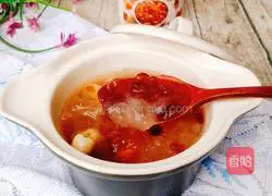Illustration of how to make peach gum, lotus seeds and tremella soup (beauty and beauty) 13