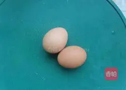 Illustration of how to make spinach and egg soup 1