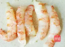 Illustration of how to make Chrysanthemum chrysanthemum and shrimp dumplings 3