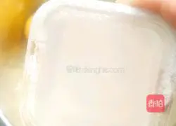 Illustration of how to make delicious egg pancakes 4