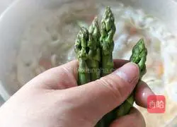 Illustration of hand-rolled noodles 14