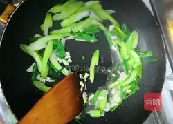 Illustration of how to make instant noodles 7