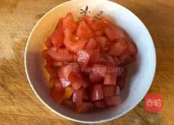 Illustration of tomato, shrimp and tofu soup 2