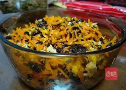 Illustration of how to make vegetarian dumplings with three fresh fillings 6