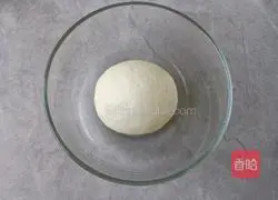 Illustration of how to make carrot, mushroom and meat dumplings 2