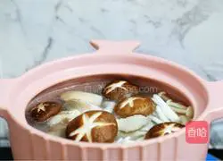 Pork Bone Mushroom Soup Recipe Illustration 7