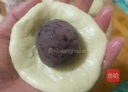 Illustration of making bean paste bread 14