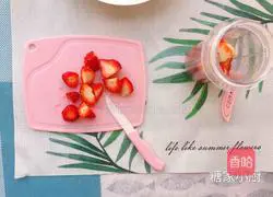 Milk strawberry cup recipe 2