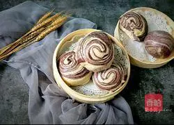 Illustration of how to make two-color annual ring steamed buns 15