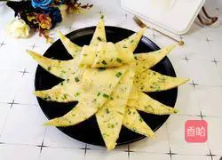 Illustration of how to make shrimp skin egg pancake 11