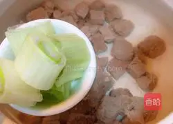 Illustration of home-style beef noodles 7