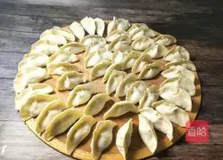 Illustration of how to make cabbage dumplings 14
