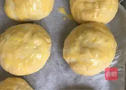 Illustration of how to make crispy snack buns 12