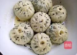 Illustration of how to make pan-fried buns with fennel and meat filling 19