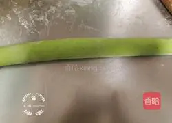 Illustration of how to make spinach and pumpkin marble steamed buns 6