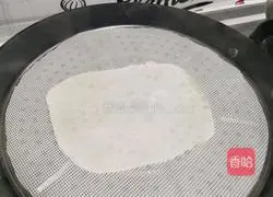 Illustration of how to make spring cake and leek box 8