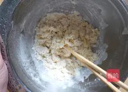 Illustration of making homemade teething biscuits 5