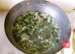 Recipe for shrimp skin, spinach and egg soup Illustration 8