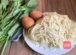 Illustration of how to make fried noodles with eggs 1