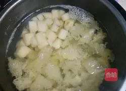  Tremella and pears soup recipe 5