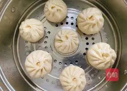 Illustration of steamed buns 7